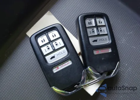 2016 Honda Odyssey Exl z USA, uszkodzony, nr VIN 5FNRL5H64GB057723